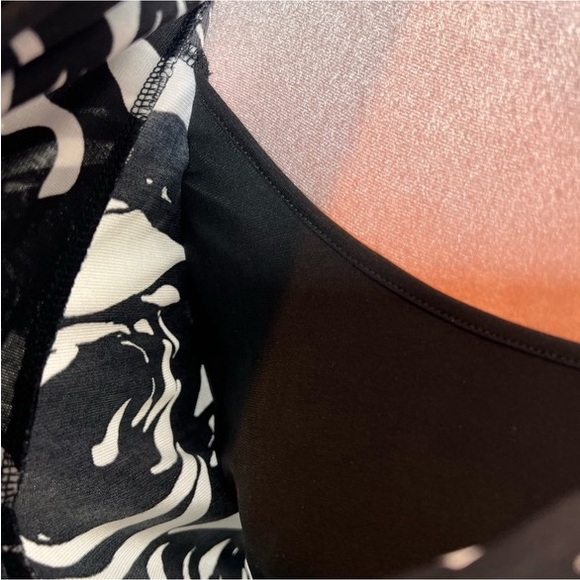 EUC Jones New York Drape Neck Top - Picture 7 of 10